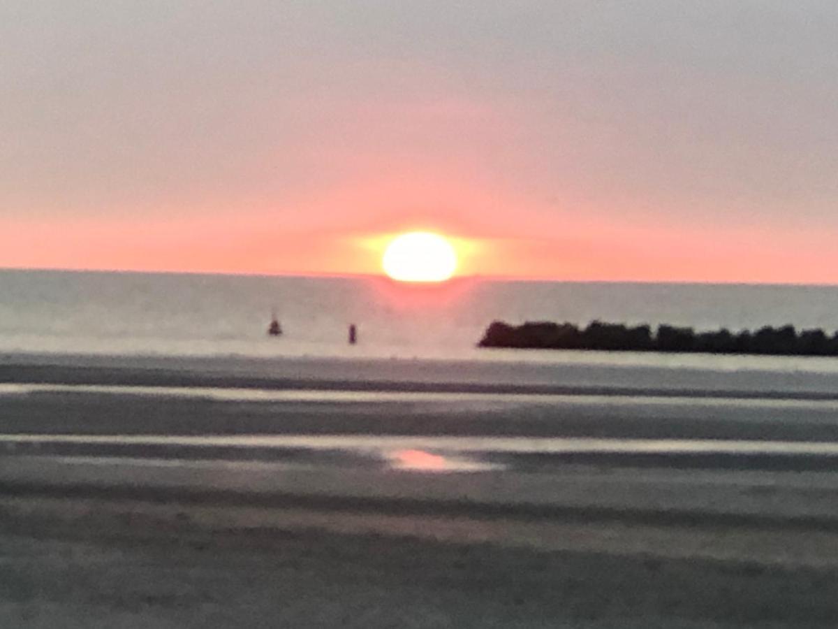 Appartement Sur La Plage De Malo Les Bains Vue Mer Dunkirk Eksteriør bilde