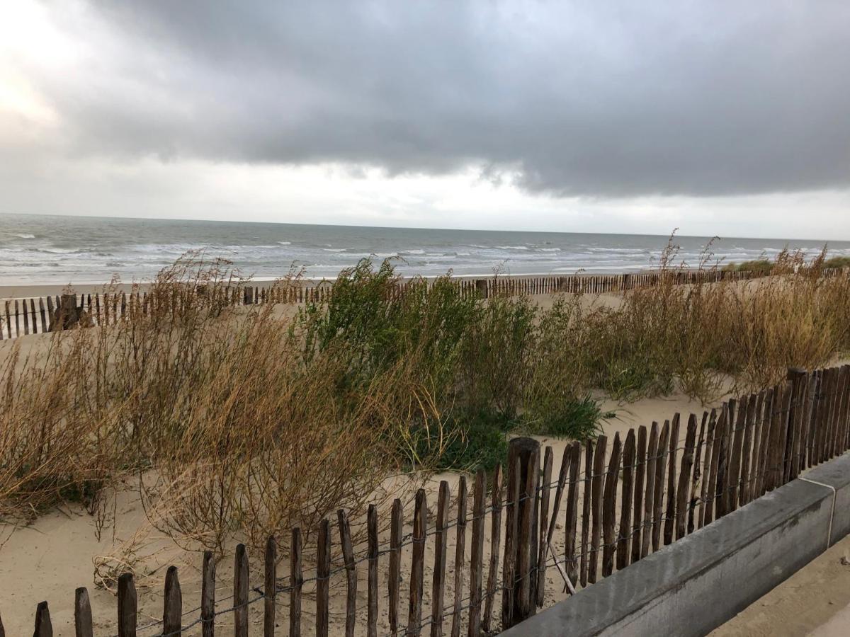 Appartement Sur La Plage De Malo Les Bains Vue Mer Dunkirk Eksteriør bilde