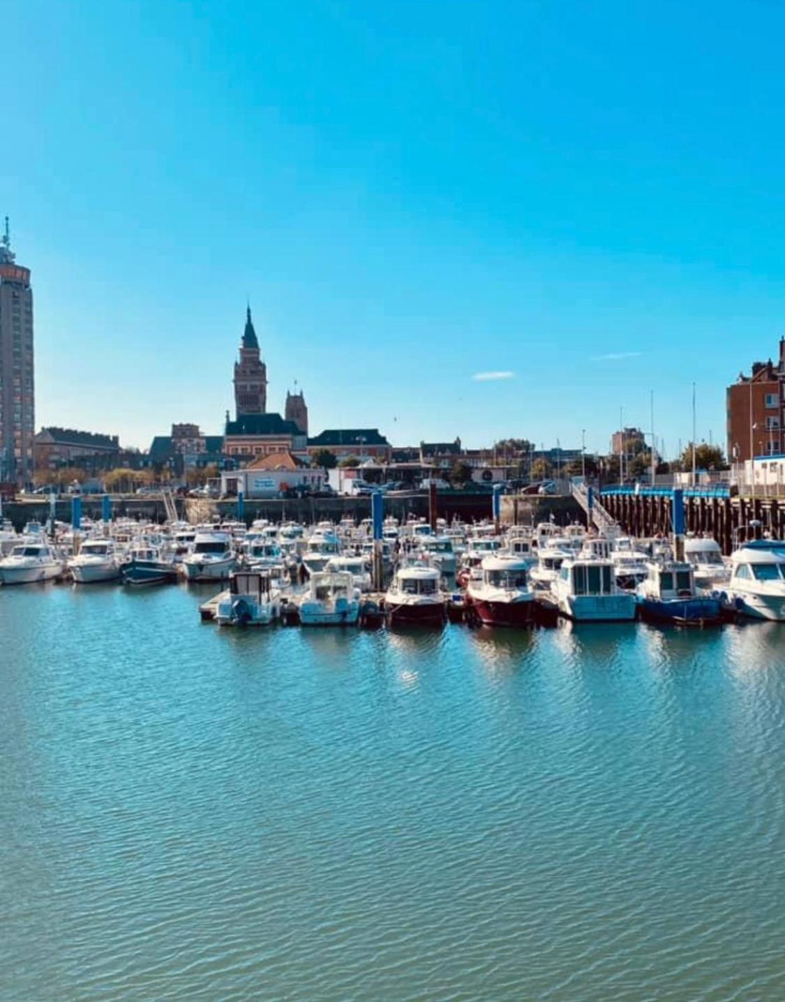 Appartement Sur La Plage De Malo Les Bains Vue Mer Dunkirk Eksteriør bilde