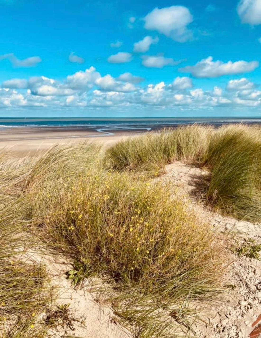 Appartement Sur La Plage De Malo Les Bains Vue Mer Dunkirk Eksteriør bilde