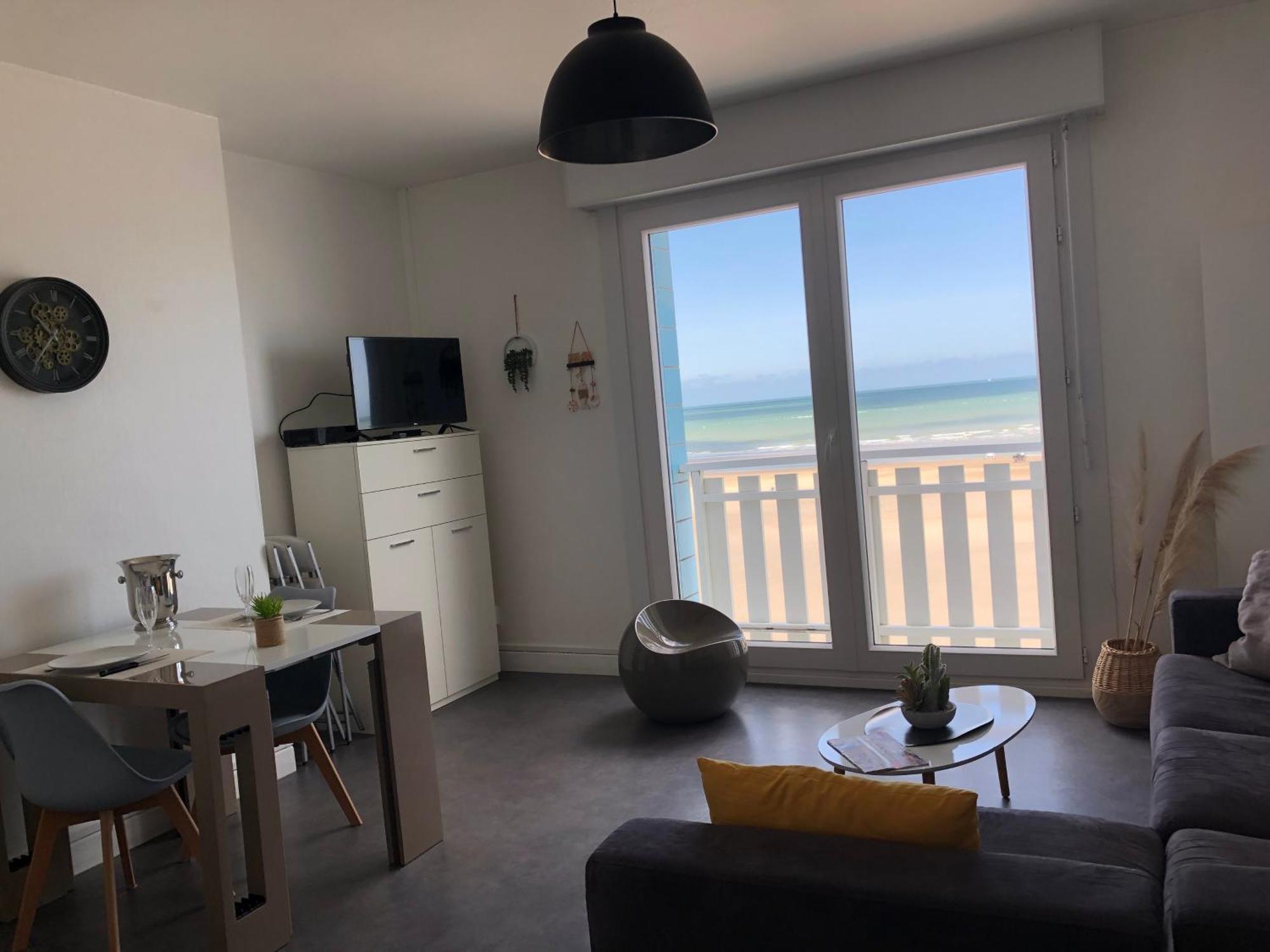 Appartement Sur La Plage De Malo Les Bains Vue Mer Dunkirk Eksteriør bilde